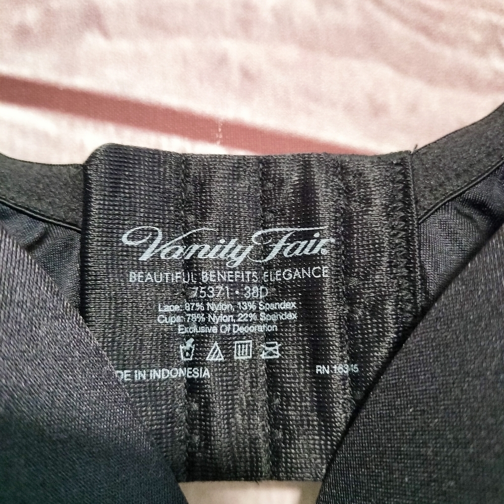 Vanity Fair Beauty Back Full Figure Underwire Bra Size 38D Tags Age Defying Lift - Picture 3 of 8